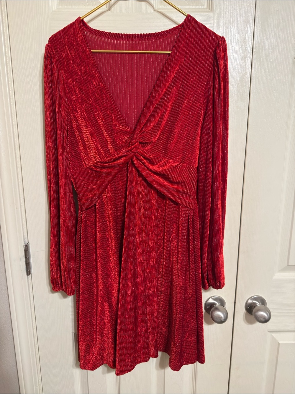 Red Twist-Front Long Sleeve Women’s Dress - Picture 1 of 3